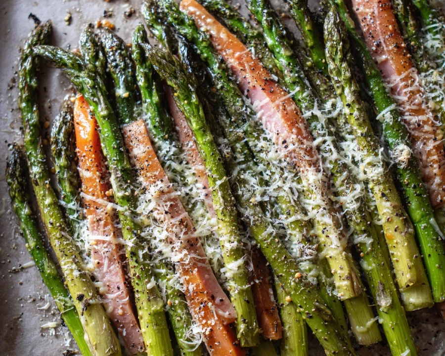 Roasted Parmesan Asparagus with Turkey Ham